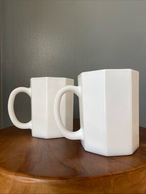 Vintage Arcoroc Octime white milk glass mugs